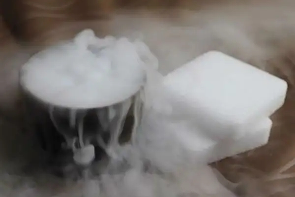 干冰霧球怎么制作方法